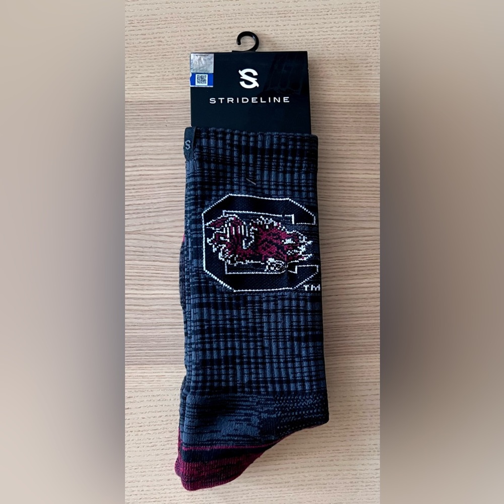 NC State Wolfpack Sock, M/L New Strideline Premium Sock. Calf Length Performance